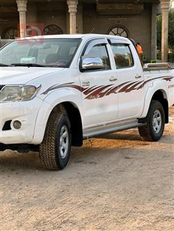 تويوتا هايلوكس